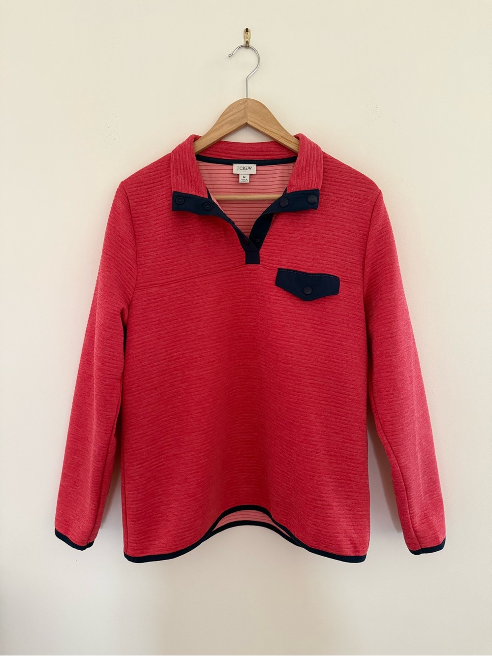 J Crew 100% Polyester Quarter Snap Ribbed Pullover Women’s Medium Coral Navy